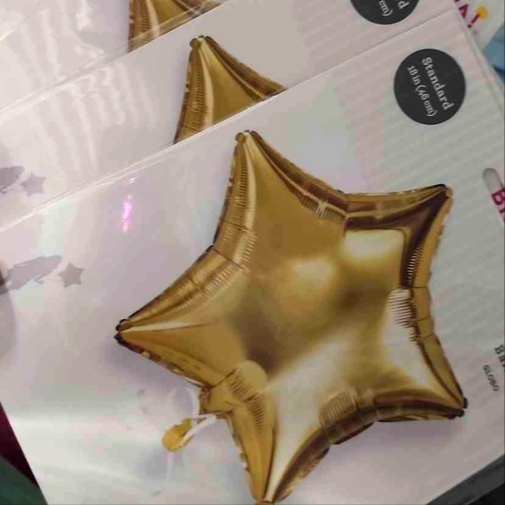 Brava Gold Star Foil Balloon